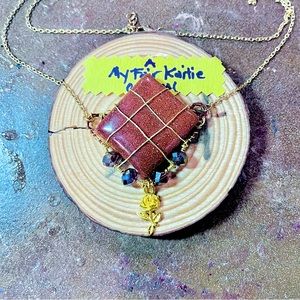 Unique Sunstone & Crystal Bold Statement Necklace